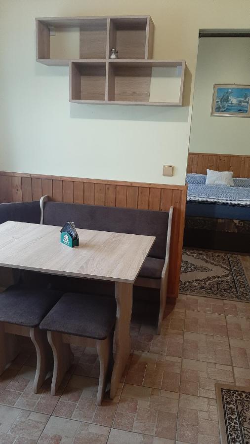 Guest House Vila Frydstejn ภายนอก รูปภาพ